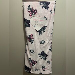 Betsey Johnson throw blanket